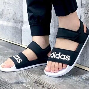 ✨SALE✨Adidas Adilette Sandals in Black and White - Size 7